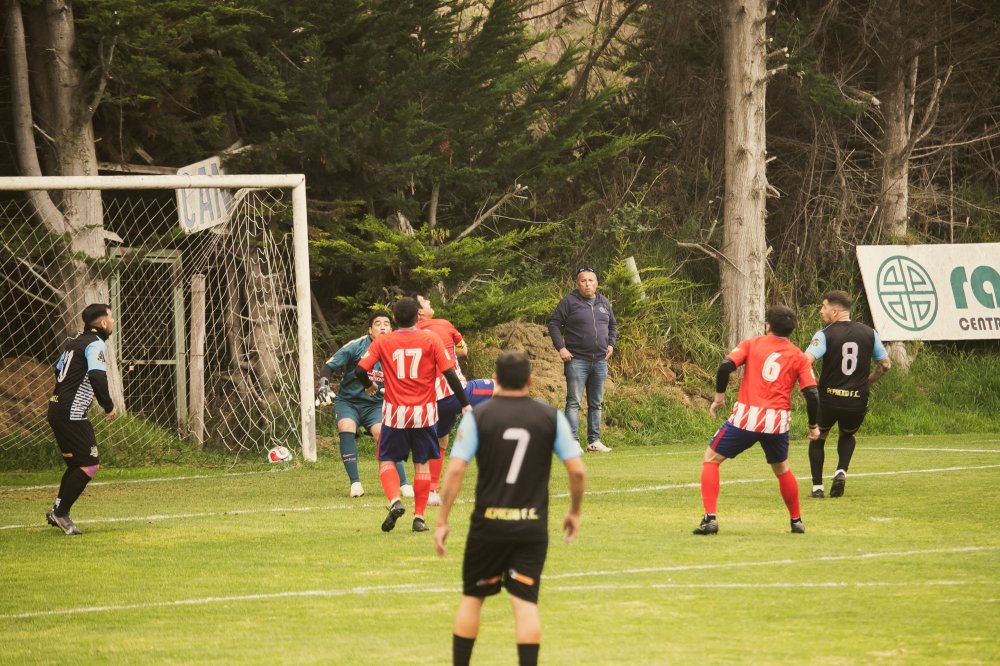 Fotos del evento deportivo Union Mantencion Vs Repreind Fc
