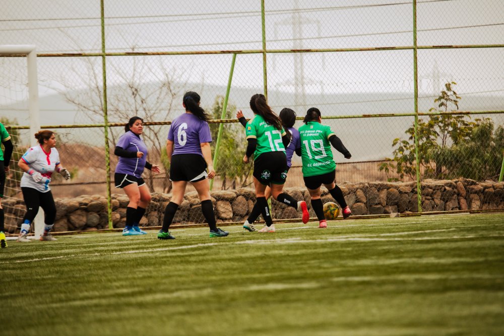 Fotos del evento deportivo Cristal Vs Oscar Aldunate